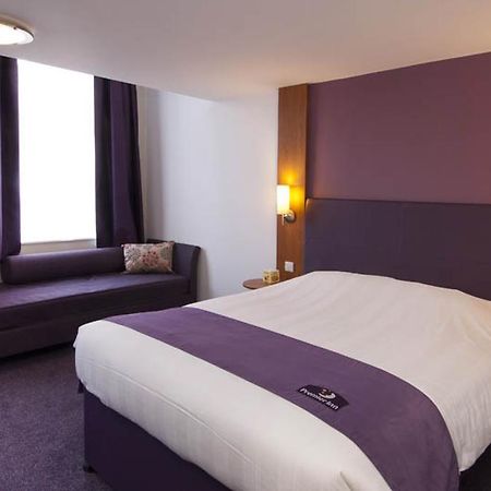 Premier Inn Exeter Central St. Davids Eksteriør billede
