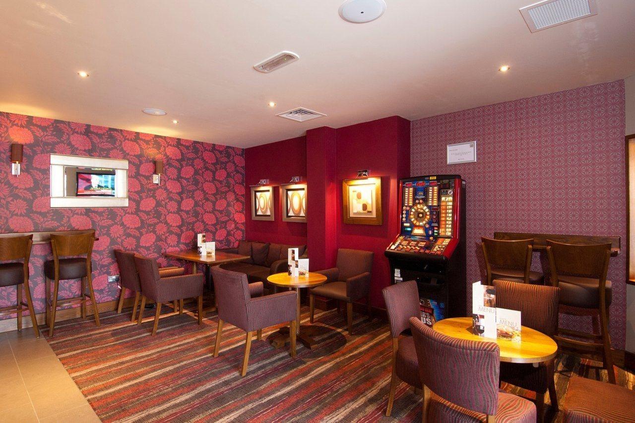 Premier Inn Exeter Central St. Davids Eksteriør billede