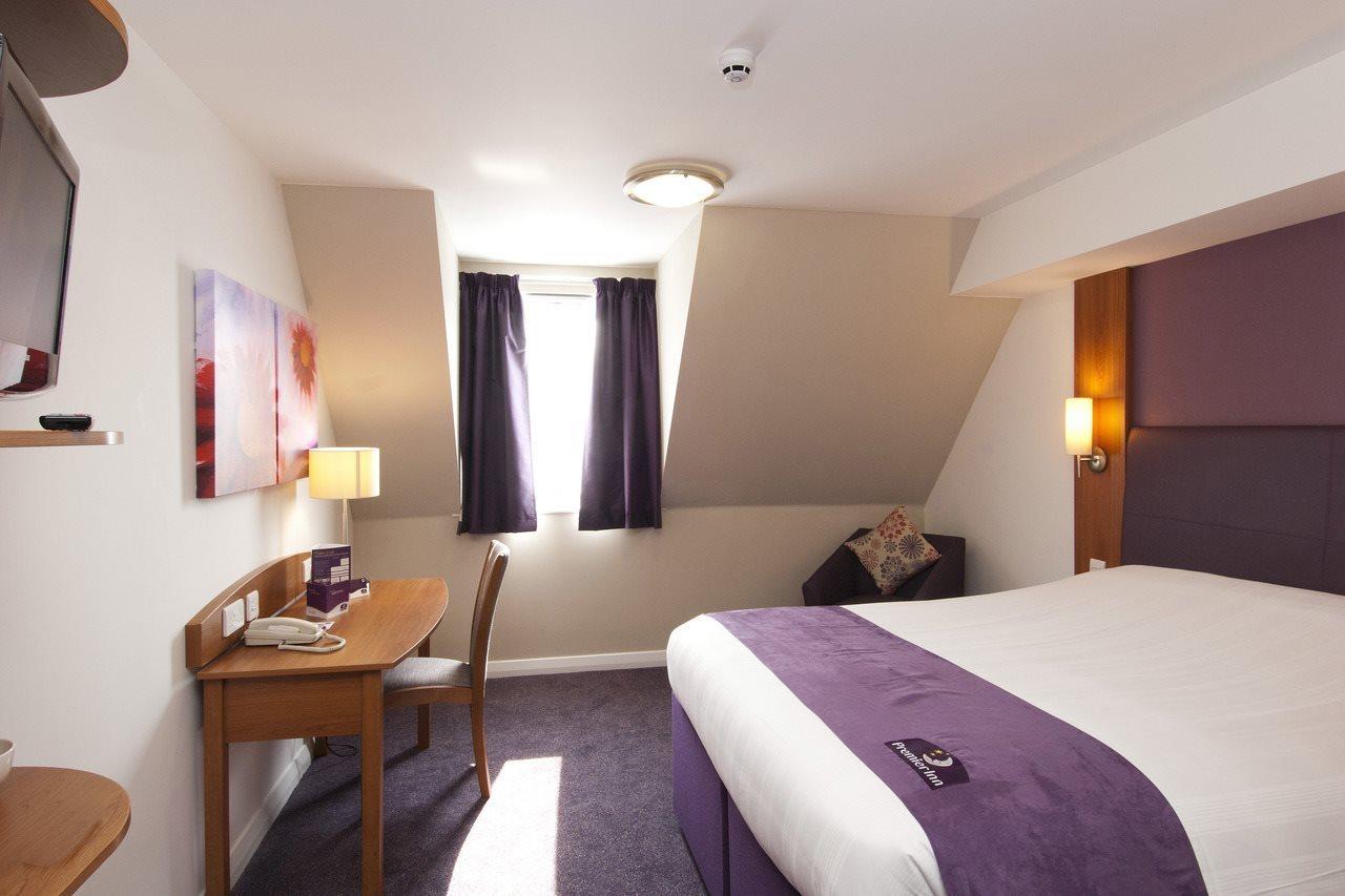 Premier Inn Exeter Central St. Davids Eksteriør billede