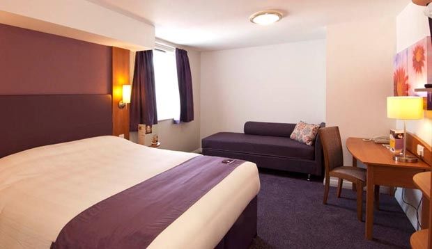 Premier Inn Exeter Central St. Davids Eksteriør billede
